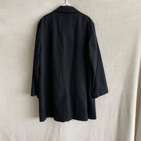 Lauren Ralph Lauren trench coat with removable inner liner. - Picture 2 of 10